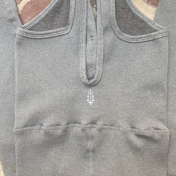 NWOT Free People Happiness Runs Henley Onesie WITH LOGO - Size M/L - Grey - Picture 5 of 8